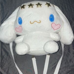 Cute White Plush Backpack (cinnamon roll)